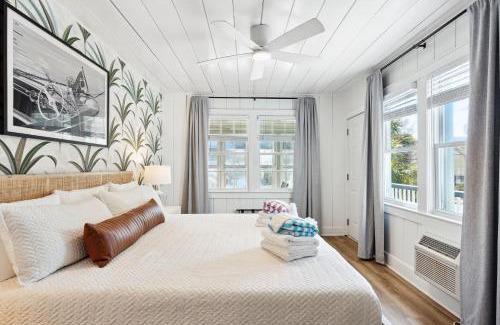 Folly Beach Hotel | Folliday Inn - The Torpedo - Room 22