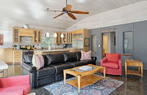 Folly Beach Hotel | Folly Vacation 620 Three Bedroom Home, one block to the beach and pet friendly