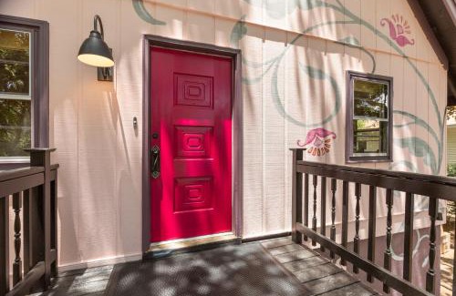 Folly Beach Casa | Folly Vacation Vintage Cottage with Private Dock Pet Friendly