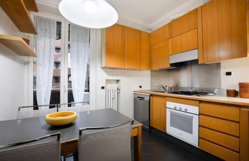 Morivione Apartamento | Fondazione Prada - Quadrilocale in stile classico