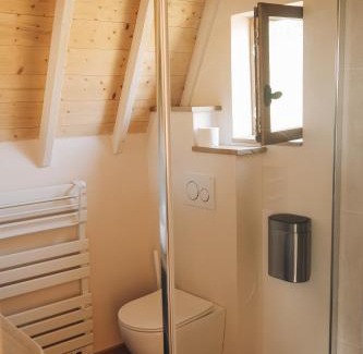 Clarbec Casa | Fontaine aux Herbes - Ecolodge Centaurea cyanus