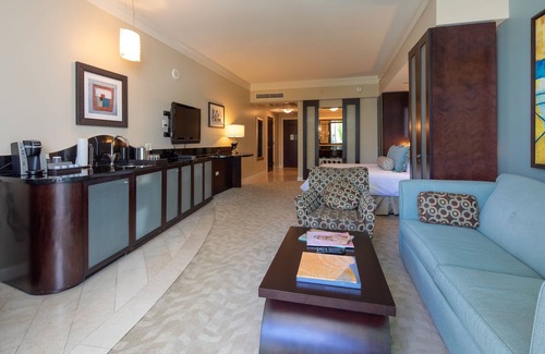 Seybold Casa | Fontainebleau Sorrento Tower lll Private Pool View Junior Suite