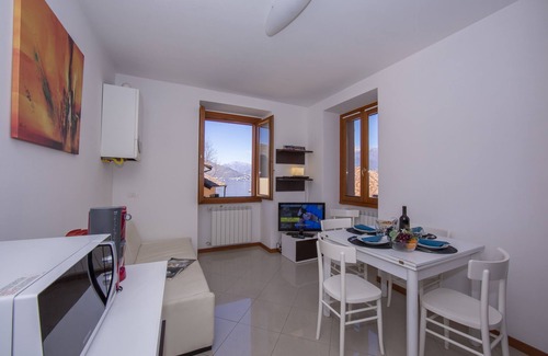 Fiumelatte Apartamento | Fontana Del Lago Apt. 1