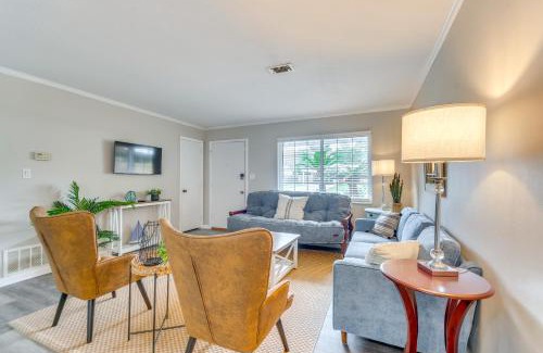 Northeast Pensacola Casa | Foosball Games and Al Fresco Dining Pensacola Home!