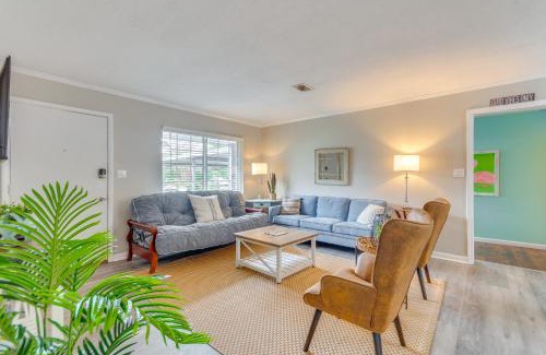 Northeast Pensacola Casa | Foosball Games and Al Fresco Dining Pensacola Home!