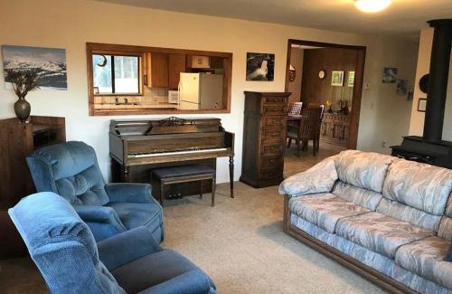 Midpines Casa | Foothill Acres