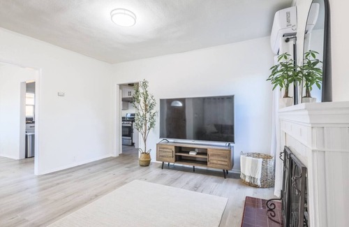 Glendora Casa | Foothills Hideaway-Spanish Chic, A Modern Gem