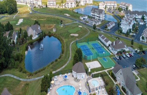 Ocean View Condominio | Footprints At The View In Bethany Bay - 2 Bdrm, 2 bath condo with bay view