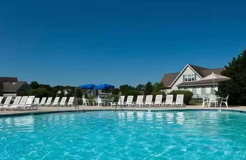 Ocean View Condominio | Footprints At The View In Bethany Bay - 2 Bdrm, 2 bath condo with bay view