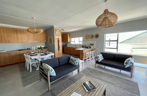Kleinmond Casa | Footprints in Kleinmond