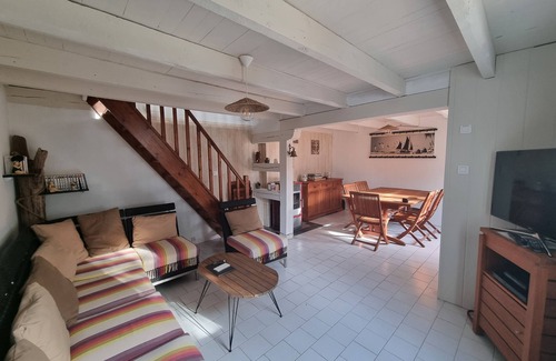 Dolus-d'Oleron Casa | Para unas vacaciones familiares tranquilas cerca de la playa y el bosque.