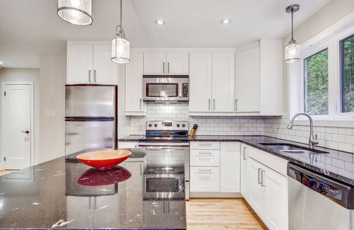 Morin Heights Apartamento | For couples or active families - 30 days and more