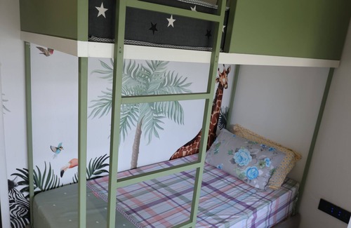 Vadodara Apartamento | For NRI by NRI Penthouse-Terrace,Pizza Oven, Views