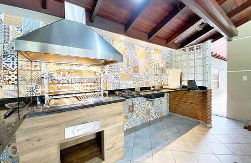 Guarutuba Casa | HOGAR CON PISCINA / PLAYA TRANQUILA / AIRE ACONDICIONADO / WIFI / CONFORT / SEGURIDAD
