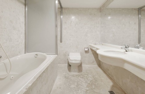North District Hotel | Forbes Hotel