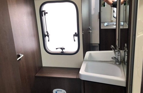 Wigan Casa | ford zefiro 675 6 berth