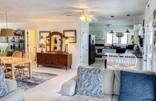 Ocean Isle Beach Casa | Fore Buoys
