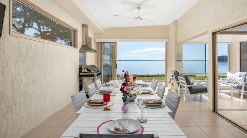 Salamander Bay Casa | Foreshore Delight