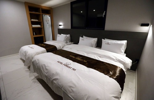 Sincheondong Hotel | Forest 701 Hotel