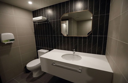 Sincheondong Hotel | Forest 701 Hotel