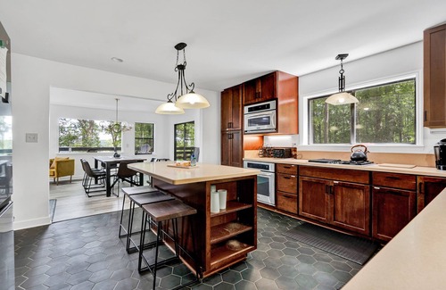 Sewanee Casa | Forest At Weblon's Retreat