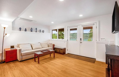 Adelma Beach Casa | Forest Bay House Apartment