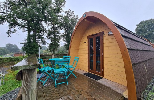 Pouligny-Notre-Dame Casa | Cabaña forestal con terraza cerca de la base náutica