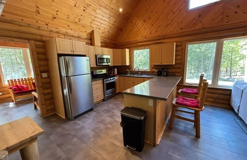 Northern Bruce Peninsula Cabina | Forest Cabin by National Park & Tobermory