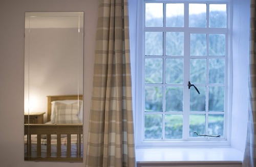 Satterthwaite Cabaña | Forest cottage with walking & mountain biking from the door