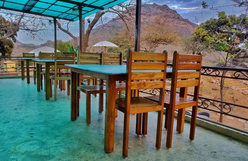 Mount Abu Cabina | Forest Eco Lodge