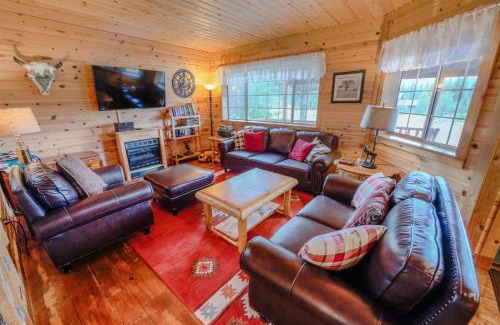 Lazy Acres Casa | Forest Edge Retreat
