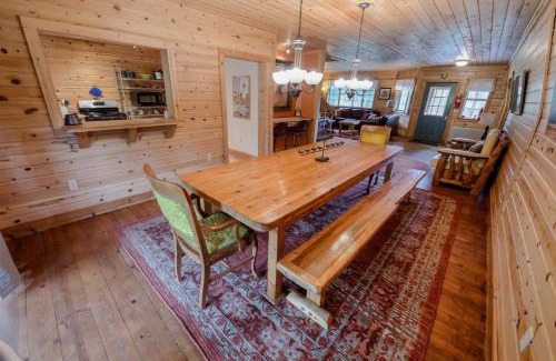Lazy Acres Casa | Forest Edge Retreat