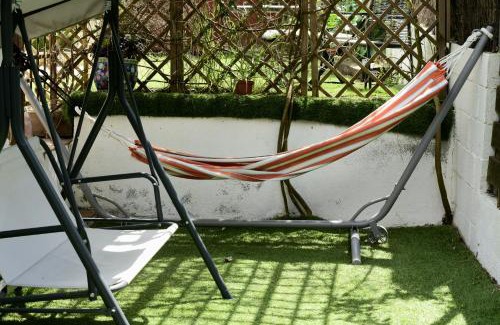 Sant Cugat del Valles Apartamento | Forest Escape near Barcelona