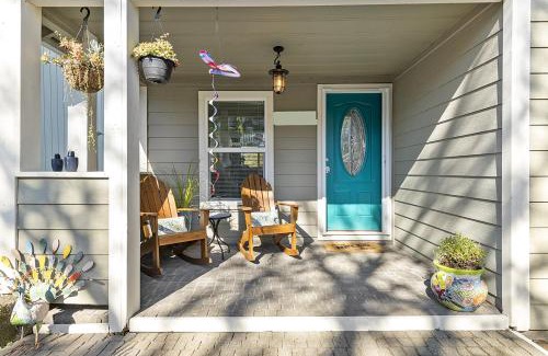 Forestville Casa | Forest Heights