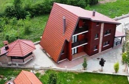 Jasenak Casa | Forest house AVA