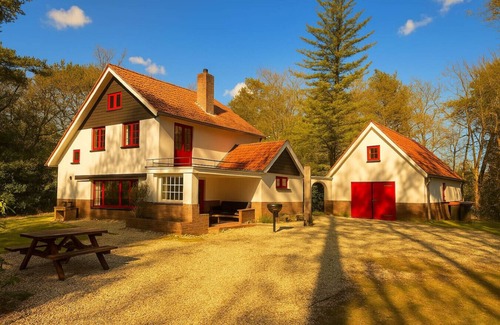 Municipality of Epe Casa | Forest House the Badger Lodge