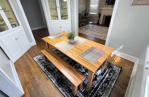 Forest Acres Casa | Forest Lake Hidden Gem 3 Min to Ft Jackson & Shops