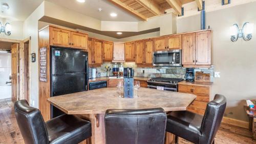 The Forest Apartamento | Forest Lane Hideaway - Luxurious Family Friendly Home w Private Hot Tub