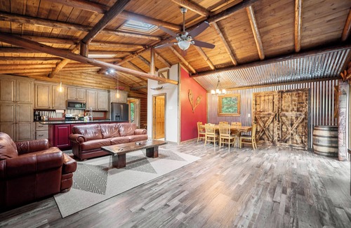 Kabletown Cabina | Forest Log Cabin Dogs Friendly 3bd/2b