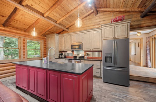 Kabletown Cabina | Forest Log Cabin Dogs Friendly 3bd/2b