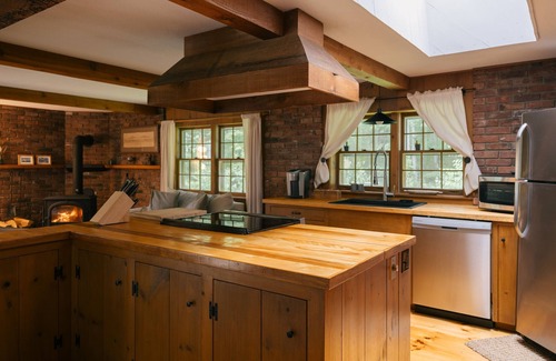 East Haven  Rutland County Casa | Forest Mountain Escape: Beautiful Mountaintop Escape In Mendon, Vt. 20 Min To Killington/14 To Pico. 4 Bedroom Home