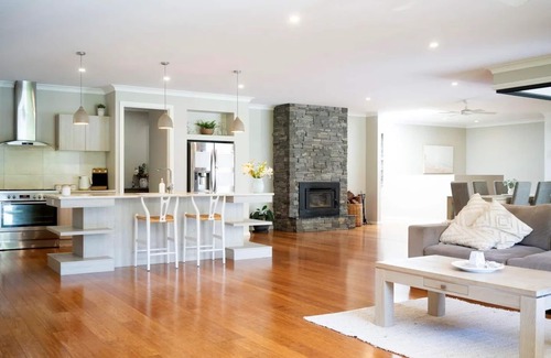 Maudsland Casa | Forest Oasis Views with Fireplace, Firepit & Pool
