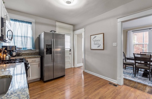 St. Louis Casa | Forest Park Oasis | JZ Vacation Rentals