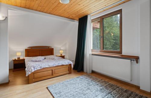 Predeal Casa | Forest Retreat with BBQ