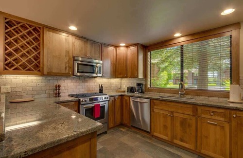 Tahoe Tavern Casa | Forest view condo includes pool, beach, pier, tennis, pickle ball-walk to town!