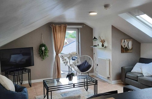Rostrevor Casa | Forest View Impeccable two bedroom house