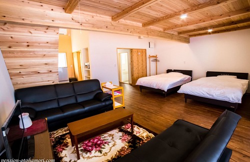 Jana Casa | Forest West Nishi
