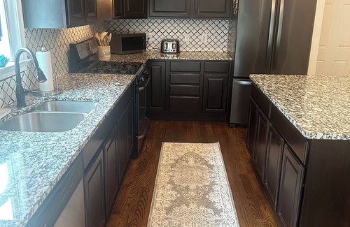 Belle Mead Casa | Forest Wonderland Sanctuary-Private, Gourmet Kitchen, Fire-pit and Jacuzzi tub