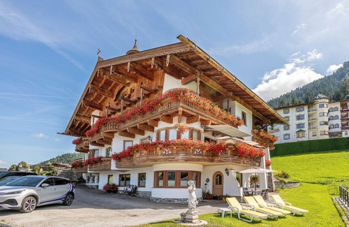 Muhlthal Apartamento | Forestside with Sauna, Great for Hike & Ski