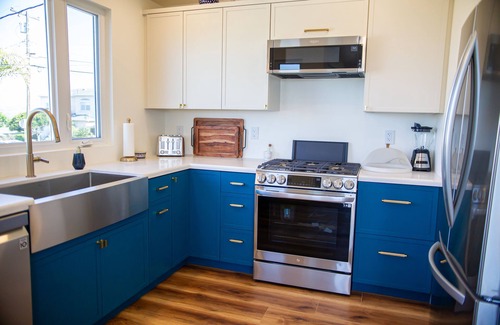 Morena Casa | FOREVERVIEW Enjoy views from covered patio while ocean breeze flows around you!